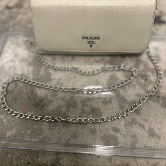 Prada Wallet with unbranded chain - Picture 8 of 16